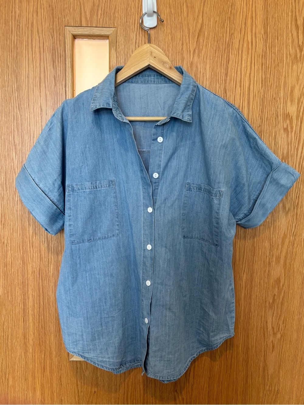 Oversized Chambray Blue Short Sleeved Boxy Oxford Blouse 100% Cotton size Small